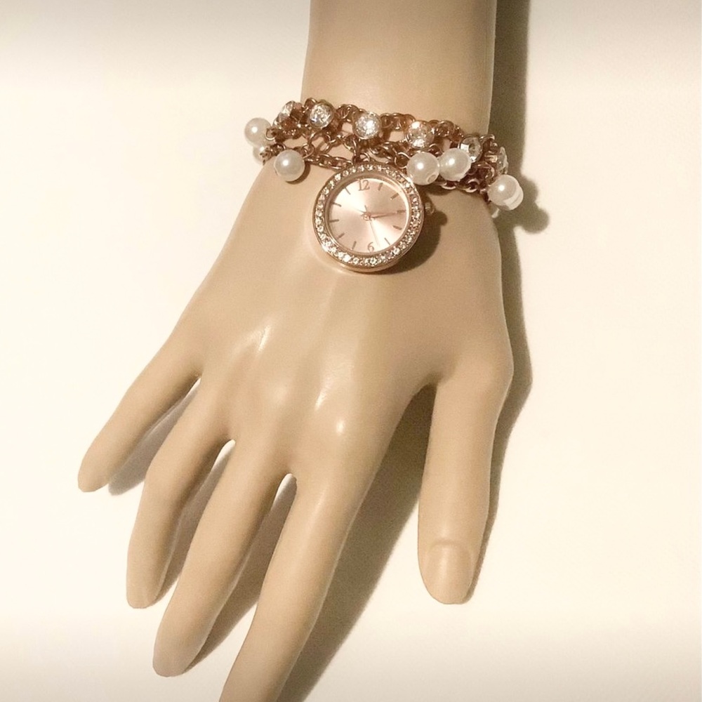Macy’s Charter Club Lady’s Watch (Beautiful Watch Band w/safety chain)